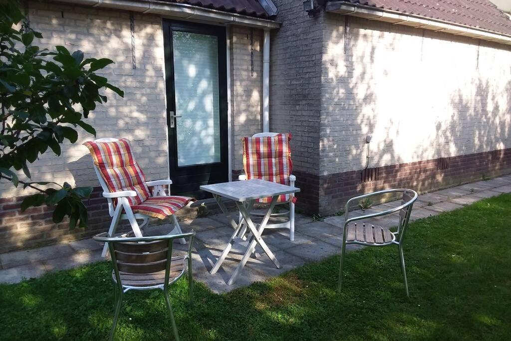 Huis Bij De Catalpa Dordrecht Bagian luar foto